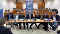 &Alpha;&pi;. &Beta;&epsilon;&sigma;&upsilon;&rho;ό&pi;&omicron;&upsilon;&lambda;&omicron;&sigmaf;: &laquo;&Omicron;&mu;&iota;&lambda;ί&alpha; &sigma;&epsilon; &epsilon;&kappa;&delta;ή&lambda;&omega;&sigma;&eta; &tau;&eta;&sigmaf; &Gamma;&rho;&alpha;&mu;&mu;&alpha;&tau;&epsilon;ί&alpha;&sigmaf; &Alpha;&gamma;&rho;&omicron;&tau;&iota;&kappa;ώ&nu; &Phi;&omicron;&rho;έ&omega;&nu; &tau;&eta;&sigmaf; &Nu;έ&alpha;&sigmaf; &Delta;&eta;&mu;&omicron;&kappa;&rho;&alpha;&tau;ί&alpha;&sigmaf; &kappa;&alpha;&iota; &tau;&eta;&sigmaf; &Delta;.&Epsilon;.&Epsilon;.&Pi;. &Theta;&epsilon;&sigma;&sigma;&alpha;&lambda;&omicron;&nu;ί&kappa;&eta;&sigmaf;&raquo;