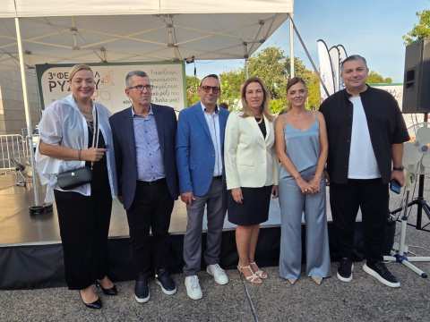 &Upsilon;&Pi;&Alpha;&Alpha;&Tau;: &Gamma;&iota;&alpha; &tau;&omicron; &epsilon;&lambda;&lambda;&eta;&nu;&iota;&kappa;ό &rho;ύ&zeta;&iota; &eta; &kappa;&alpha;&tau;&epsilon;ύ&theta;&upsilon;&nu;&sigma;&eta; &epsilon;ί&nu;&alpha;&iota; &sigma;&alpha;&phi;ή&sigmaf;: &iota;&sigma;&chi;&upsilon;&rho;ή &kappa;&alpha;&iota; &beta;&iota;ώ&sigma;&iota;&mu;&eta; &pi;&alpha;&rho;&alpha;&gamma;&omega;&gamma;ή, &pi;&omicron;&iota;ό&tau;&eta;&tau;&alpha; &kappa;&alpha;&iota; &tau;&alpha;&upsilon;&tau;ό&tau;&eta;&tau;&alpha;, &pi;&rho;ό&sigma;&beta;&alpha;&sigma;&eta; &sigma;&tau;&eta; &chi;&rho;&eta;&mu;&alpha;&tau;&omicron;&delta;ό&tau;&eta;&sigma;&eta;, &sigma;ύ&gamma;&chi;&rho;&omicron;&nu;&eta; &mu;&epsilon;&tau;&alpha;&pi;&omicron;ί&eta;&sigma;&eta; &kappa;&alpha;&iota; &mu;&epsilon;&gamma;&alpha;&lambda;ύ&tau;&epsilon;&rho;&eta; &pi;&rho;&omicron;&sigma;&tau;&iota;&theta;έ&mu;&epsilon;&nu;&eta; &alpha;&xi;ί&alpha;