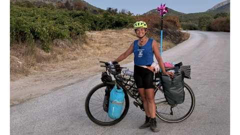 &Eta; 34&chi;&rho;&omicron;&nu;&eta; &pi;&omicron;&upsilon; &xi;&epsilon;&kappa;ί&nu;&eta;&sigma;&epsilon; &mu;&epsilon; &pi;&omicron;&delta;ή&lambda;&alpha;&tau;&omicron; &alpha;&pi;ό &tau;&eta; &Delta;&alpha;&nu;ί&alpha; &kappa;&alpha;&iota; έ&phi;&tau;&alpha;&sigma;&epsilon; &sigma;&epsilon; 52 &mu;έ&rho;&epsilon;&sigmaf; &sigma;&tau;&omicron; &Lambda;&iota;&tau;ό&chi;&omega;&rho;&omicron;
