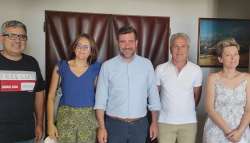 &Sigma;&upsilon;&nu;ά&nu;&tau;&eta;&sigma;&eta; &Alpha;&nu;&tau;&iota;&pi;&epsilon;&rho;&iota;&phi;&epsilon;&rho;&epsilon;&iota;ά&rho;&chi;&eta; &Lambda;&alpha;&sigma;&iota;&theta;ί&omicron;&upsilon; &mu;&epsilon; &epsilon;&kappa;&pi;&rho;&omicron;&sigma;ώ&pi;&omicron;&upsilon;&sigmaf; &tau;&omicron;&upsilon; &Mu;&epsilon;&lambda;&iota;&sigma;&sigma;&omicron;&kappa;&omicron;&mu;&iota;&kappa;&omicron;ύ &Kappa;έ&nu;&tau;&rho;&omicron;&upsilon; &Kappa;&rho;ή&tau;&eta;&sigmaf;