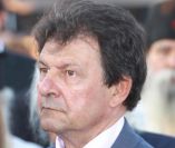&Pi;&rho;ώ&eta;&nu; &delta;ή&mu;&alpha;&rho;&chi;&omicron;&sigmaf; &nu;&epsilon;&kappa;&rho;ό&sigmaf; &alpha;&pi;ό &kappa;&omicron;&rho;&omega;&nu;&omicron;ϊό