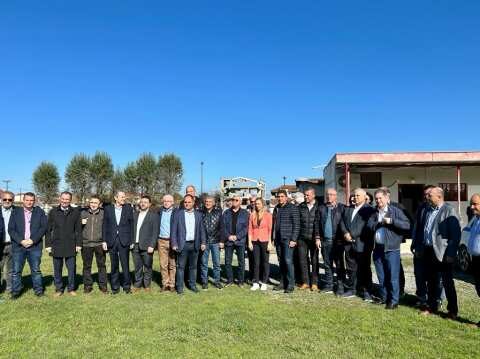 &Epsilon;&pi;ί&sigma;&kappa;&epsilon;&psi;&eta; &Upsilon;&pi;&Alpha;&Alpha;&Tau;, &Lambda;&epsilon;&upsilon;&tau;έ&rho;&eta; &Alpha;&upsilon;&gamma;&epsilon;&nu;ά&kappa;&eta; &sigma;&epsilon; &pi;&lambda;&eta;&gamma;&epsilon;ί&sigma;&epsilon;&sigmaf; &pi;&epsilon;&rho;&iota;&omicron;&chi;έ&sigmaf; &tau;&eta;&sigmaf; &Theta;&epsilon;&sigma;&sigma;&alpha;&lambda;ί&alpha;&sigmaf; &mu;&epsilon; &alpha;&nu;&tau;&iota;&pi;&rho;&omicron;&sigma;&omega;&pi;&epsilon;ί&alpha; &Epsilon;&upsilon;&rho;&omega;&pi;&alpha;ί&omega;&nu; &Omicron;&mu;&omicron;&lambda;ό&gamma;&omega;&nu; &tau;&omicron;&upsilon;