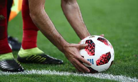 &Alpha;&upsilon;&tau;ό&sigmaf; &epsilon;ί&nu;&alpha;&iota; &omicron; &kappa;&omicron;&rho;&upsilon;&phi;&alpha;ί&omicron;&sigmaf; &pi;&alpha;&sigma;έ&rho; &sigma;&tau;&omicron;&nu; &kappa;ό&sigma;&mu;&omicron; &sigma;ύ&mu;&phi;&omega;&nu;&alpha; &mu;&epsilon; έ&kappa;&theta;&epsilon;&sigma;&eta; &tau;&omicron;&upsilon; CIES