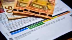 &Rho;&epsilon;ύ&mu;&alpha;: &Omicron;&iota; &tau;&iota;&mu;έ&sigmaf; &Sigma;&epsilon;&pi;&tau;&epsilon;&mu;&beta;&rho;ί&omicron;&upsilon; &alpha;&pi;ό ό&lambda;&omicron;&upsilon;&sigmaf; &tau;&omicron;&upsilon;&sigmaf; &pi;&rho;&omicron;&mu;&eta;&theta;&epsilon;&upsilon;&tau;έ&sigmaf;