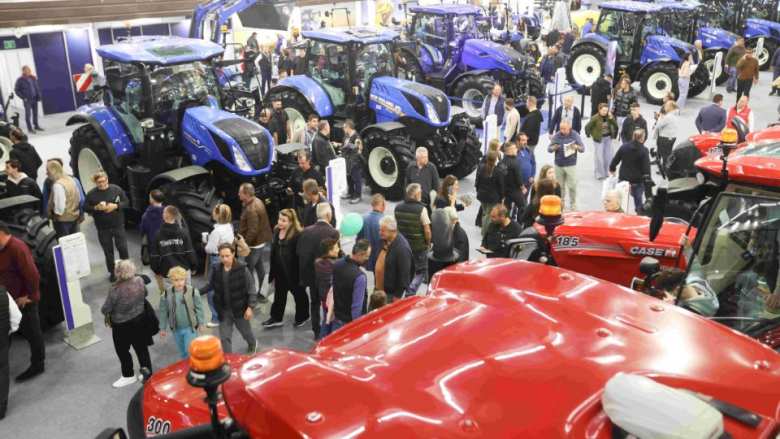 Agrotica 2026: &Kappa;&alpha;&tau;&alpha;&kappa;ό&rho;&upsilon;&phi;&eta; &alpha;ύ&xi;&eta;&sigma;&eta; &tau;&omega;&nu; &epsilon;&mu;&pi;&omicron;&rho;&iota;&kappa;ώ&nu; &epsilon;&pi;&iota;&sigma;&kappa;&epsilon;&pi;&tau;ώ&nu; &kappa;&alpha;&tau;ά 61% &kappa;&alpha;&iota; &tau;&omega;&nu; &xi;έ&nu;&omega;&nu; &sigma;&upsilon;&mu;&mu;&epsilon;&tau;&omicron;&chi;ώ&nu; &kappa;&alpha;&tau;ά 49%