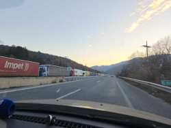 &Mu;&epsilon; &alpha;&pi;&omicron;&kappa;&lambda;&epsilon;&iota;&sigma;&mu;ό &epsilon;&pi;&rsquo; &alpha;ό&rho;&iota;&sigma;&tau;&omicron;&nu; &kappa;&alpha;&iota; &sigma;&tau;&alpha; &delta;ύ&omicron; &rho;&epsilon;ύ&mu;&alpha;&tau;&alpha; &gamma;&iota;&alpha; &tau;&alpha; &phi;&omicron;&rho;&tau;&eta;&gamma;ά &alpha;&pi;&omicron;&phi;ά&sigma;&iota;&sigma;&alpha;&nu; &omicron;&iota; &alpha;&gamma;&rho;ό&tau;&epsilon;&sigmaf; &sigma;&tau;&omicron; &mu;&pi;&lambda;ό&kappa;&omicron; &tau;&omicron;&upsilon; &Pi;&rho;&omicron;&mu;&alpha;&chi;ώ&nu;&alpha;