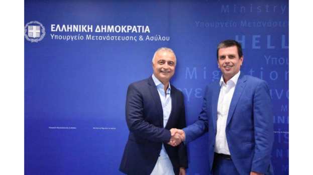 &Sigma;&tau;&omicron;&nu; &Upsilon;&pi;&omicron;&upsilon;&rho;&gamma;ό &Mu;&epsilon;&tau;&alpha;&nu;ά&sigma;&tau;&epsilon;&upsilon;&sigma;&eta;&sigmaf; &kappa;&alpha;&iota; &Alpha;&sigma;ύ&lambda;&omicron;&upsilon; &omicron; &Lambda;ά&zeta;&alpha;&rho;&omicron;&sigmaf; &Tau;&sigma;&alpha;&beta;&delta;&alpha;&rho;ί&delta;&eta;&sigmaf;