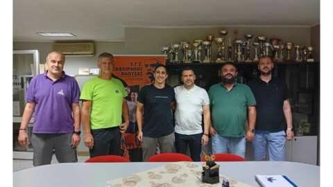 &Eta; &nu;έ&alpha; &delta;&iota;&omicron;ί&kappa;&eta;&sigma;&eta; &tau;&omicron;&upsilon; &ldquo;&Zeta;&alpha;&phi;&epsilon;&iota;&rho;ά&kappa;&eta;&rdquo; &Nu;ά&omicron;&upsilon;&sigma;&alpha;&sigmaf;