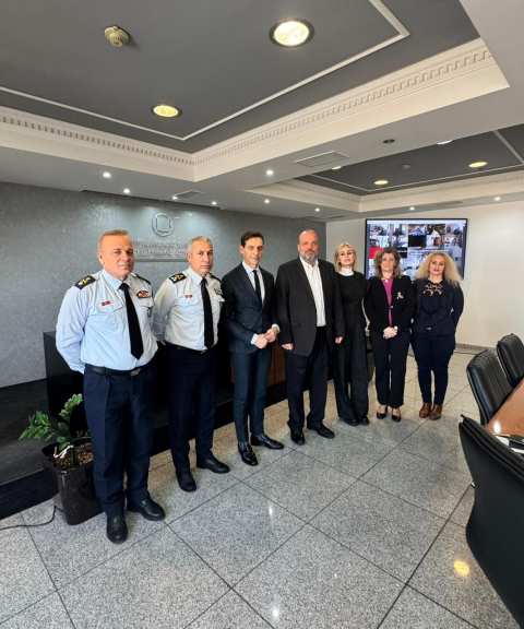 &Upsilon;&Pi;&Alpha;&Alpha;&Tau;: &Sigma;&tau;&epsilon;&nu;ή &Sigma;&upsilon;&nu;&epsilon;&rho;&gamma;&alpha;&sigma;ί&alpha; &kappa;&alpha;&iota; &Sigma;&upsilon;&nu;&tau;&omicron;&nu;&iota;&sigma;&mu;ό&sigmaf; &mu;&epsilon; &tau;&omicron; &Upsilon;&pi;&omicron;&upsilon;&rho;&gamma;&epsilon;ί&omicron; &Pi;&rho;&omicron;&sigma;&tau;&alpha;&sigma;ί&alpha;&sigmaf; &tau;&omicron;&upsilon; &Pi;&omicron;&lambda;ί&tau;&eta; &gamma;&iota;&alpha; &tau;&eta;&nu; &epsilon;&phi;&alpha;&rho;&mu;&omicron;&gamma;ή &tau;&omega;&nu; &mu;έ&tau;&rho;&omega;&nu; &kappa;&alpha;&tau;ά &tau;&eta;&sigmaf; &epsilon;&upsilon;&lambda;&omicron;&gamma;&iota;ά&sigmaf;