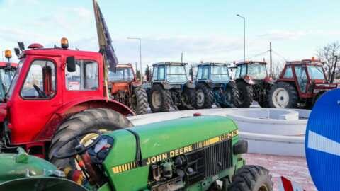 &Kappa;&iota;&nu;&eta;&tau;&omicron;&pi;&omicron;&iota;ή&sigma;&epsilon;&iota;&sigmaf; &alpha;&gamma;&rho;&omicron;&tau;ώ&nu;: &Alpha;&pi;&omicron;&phi;&alpha;&sigma;ί&zeta;&omicron;&upsilon;&nu; &pi;&omicron;ύ &theta;&alpha; &sigma;&tau;ή&sigma;&omicron;&upsilon;&nu; &mu;&pi;&lambda;ό&kappa;&alpha; &sigma;&tau;&eta; &Mu;&alpha;&gamma;&nu;&eta;&sigma;ί&alpha;