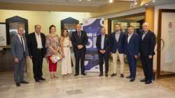 5&eta; &Omicron;&lambda;&omicron;&mu;έ&lambda;&epsilon;&iota;&alpha; &tau;&omega;&nu; &Pi;&rho;&omicron;έ&delta;&rho;&omega;&nu; &tau;&omega;&nu; &Pi;&epsilon;&rho;&iota;&phi;&epsilon;&rho;&epsilon;&iota;&alpha;&kappa;ώ&nu; &Sigma;&upsilon;&mu;&beta;&omicron;&upsilon;&lambda;ί&omega;&nu; &Epsilon;&lambda;&lambda;ά&delta;&omicron;&sigmaf;, &sigma;&tau;&eta;&nu; &Alpha;&nu;&alpha;&tau;&omicron;&lambda;&iota;&kappa;ή &Mu;&alpha;&kappa;&epsilon;&delta;&omicron;&nu;ί&alpha; &kappa;&alpha;&iota; &Theta;&rho;ά&kappa;&eta;