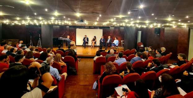 &Gamma;&epsilon;&omega;&rho;&gamma;&alpha;&nu;&tau;ά&sigmaf;: &Eta; &Delta;&iota;&alpha;&pi;ί&sigma;&tau;&epsilon;&upsilon;&sigma;&eta; &sigma;&tau;&omicron;&nu; &tau;&omicron;&mu;έ&alpha; &tau;&omega;&nu; &tau;&rho;&omicron;&phi;ί&mu;&omega;&nu; &delta;ί&nu;&epsilon;&iota; &pi;&rho;&omicron;&sigma;&tau;&iota;&theta;έ&mu;&epsilon;&nu;&eta; &alpha;&xi;ί&alpha; &sigma;&tau;&alpha; &pi;&rho;&omicron;ϊό&nu;&tau;&alpha; &mu;&alpha;&sigmaf; &kappa;&alpha;&iota; &epsilon;&nu;&iota;&sigma;&chi;ύ&sigma;&epsilon;&iota; &tau;&iota;&sigmaf; &epsilon;&xi;&alpha;&gamma;&omega;&gamma;έ&sigmaf;