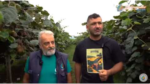 &Pi;&alpha;&rho;&alpha;&gamma;&omega;&gamma;ό&sigmaf;: &ldquo;&Epsilon;ί&mu;&alpha;&iota; &upsilon;&pi;&epsilon;&rho;&epsilon;&upsilon;&chi;&alpha;&rho;&iota;&sigma;&tau;&eta;&mu;έ&nu;&omicron;&sigmaf;!&rdquo; - &Epsilon;&sigma;ύ &pi;ό&sigma;&omicron; &epsilon;&upsilon;&chi;&alpha;&rho;&iota;&sigma;&tau;&eta;&mu;έ&nu;&omicron;&sigmaf; &epsilon;ί&sigma;&alpha;&iota; &mu;&epsilon; &tau;&iota;&sigmaf; &epsilon;&phi;&alpha;&rho;&mu;&omicron;&gamma;έ&sigmaf; &pi;&omicron;&upsilon; &kappa;ά&nu;&epsilon;&iota;&sigmaf;?