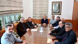 &Sigma;&upsilon;&nu;&epsilon;&chi;ί&zeta;&omicron;&nu;&tau;&alpha;&iota; &omicron;&iota; &delta;&rho;ά&sigma;&epsilon;&iota;&sigmaf; &alpha;&nu;ά&delta;&epsilon;&iota;&xi;&eta;&sigmaf; &kappa;&alpha;&iota; &pi;&rho;&omicron;ώ&theta;&eta;&sigma;&eta;&sigmaf; &tau;&omicron;&upsilon; &epsilon;&xi;&alpha;&iota;&rho;&epsilon;&tau;&iota;&kappa;&omicron;ύ &pi;&alpha;&rho;&theta;έ&nu;&omicron;&upsilon; &epsilon;&lambda;&alpha;&iota;&omicron;&lambda;ά&delta;&omicron;&upsilon; &laquo;&Kappa;&rho;ή&tau;&eta; / Kriti&raquo;