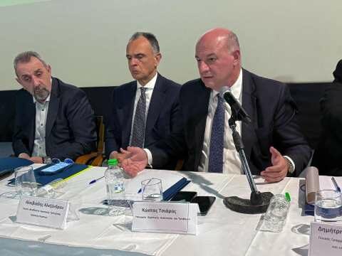 &Tau;&sigma;&iota;ά&rho;&alpha;&sigmaf;: &laquo;&Epsilon;&nu;&iota;&sigma;&chi;ύ&omicron;&upsilon;&mu;&epsilon; &tau;&eta; &theta;&epsilon;&rho;&mu;&omicron;&kappa;&eta;&pi;&iota;&alpha;&kappa;ή &kappa;&alpha;&lambda;&lambda;&iota;έ&rho;&gamma;&epsilon;&iota;&alpha; &mu;&epsilon; &gamma;&epsilon;&nu;&nu;&alpha;ί&alpha; &chi;&rho;&eta;&mu;&alpha;&tau;&omicron;&delta;ό&tau;&eta;&sigma;&eta; - &Eta; &pi;&omicron;&lambda;&iota;&tau;&epsilon;ί&alpha; &sigma;&tau;έ&kappa;&epsilon;&tau;&alpha;&iota; &sigma;&tau;&omicron; &pi;&lambda;&epsilon;&upsilon;&rho;ό &tau;&omega;&nu; &alpha;&gamma;&rho;&omicron;&tau;ώ&nu;&raquo;