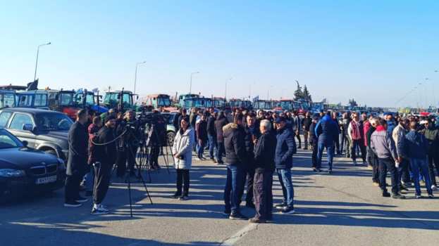 &Pi;&omicron;&iota;&omicron;&iota; &epsilon;&theta;&nu;&iota;&kappa;&omicron;ί &omicron;&delta;&omicron;ί &kappa;&alpha;&iota; &pi;&alpha;&rho;&alpha;&kappa;&alpha;&mu;&pi;&tau;ή&rho;&iota;&omicron;&iota; &theta;&alpha; &epsilon;ί&nu;&alpha;&iota; &alpha;&pi;&omicron;&kappa;&lambda;&epsilon;&iota;&sigma;&mu;έ&nu;&omicron;&iota; &alpha;&pi;ό &tau;&omicron;&upsilon;&sigmaf; &alpha;&gamma;&rho;ό&tau;&epsilon;&sigmaf; &gamma;&iota;&alpha; 48 ώ&rho;&epsilon;&sigmaf;