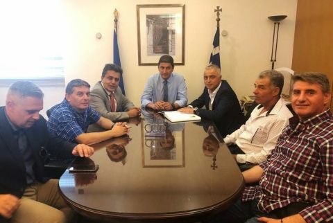 &Sigma;&tau;&omicron;&nu; &Upsilon;&phi;&upsilon;&pi;&omicron;&upsilon;&rho;&gamma;ό &Alpha;&theta;&lambda;&eta;&tau;&iota;&sigma;&mu;&omicron;ύ &kappa;. &Lambda;&epsilon;&upsilon;&tau;έ&rho;&eta; &Alpha;&upsilon;&gamma;&epsilon;&nu;ά&kappa;&eta; &mu;&epsilon; &tau;&eta;&nu; &Epsilon;&lambda;&lambda;&eta;&nu;&iota;&kappa;ή &Omicron;&mu;&omicron;&sigma;&pi;&omicron;&nu;&delta;ί&alpha; &Tau;&epsilon;&tau;&rho;ά&theta;&lambda;&omicron;&upsilon;, &omicron; &Lambda;ά&zeta;&alpha;&rho;&omicron;&sigmaf; &Tau;&sigma;&alpha;&beta;&delta;&alpha;&rho;ί&delta;&eta;&sigmaf;