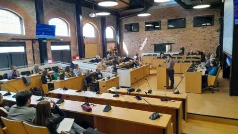 &Eta;&mu;&epsilon;&rho;ί&delta;&alpha; &gamma;&iota;&alpha; &tau;&eta;&nu; &epsilon;&nu;&eta;&mu;έ&rho;&omega;&sigma;&eta; &kappa;&alpha;&iota; &tau;&eta;&nu; &pi;&alpha;&rho;&alpha;&pi;&lambda;&eta;&rho;&omicron;&phi;ό&rho;&eta;&sigma;&eta; &sigma;&tau;&eta;&nu; &epsilon;&pi;&omicron;&chi;ή &tau;&eta;&sigmaf; &Tau;&epsilon;&chi;&nu;&eta;&tau;ή&sigmaf; &Nu;&omicron;&eta;&mu;&omicron;&sigma;ύ&nu;&eta;&sigmaf; &alpha;&pi;ό &tau;&eta;&nu; &Pi;&Kappa;&Mu;, &tau;&eta;&nu; &Epsilon;&Sigma;&Eta;&Epsilon;&Mu;-&Theta; &kappa;&alpha;&iota; &tau;&omicron; &Alpha;&Pi;&Theta;