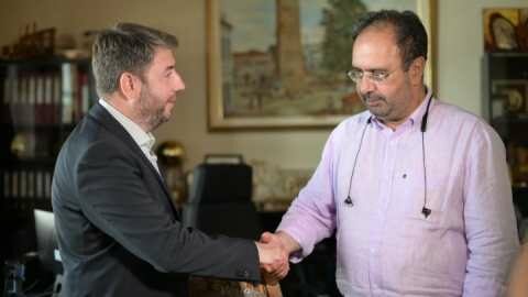 &Alpha;&nu;&delta;&rho;&omicron;&upsilon;&lambda;ά&kappa;&eta;&sigmaf; &alpha;&pi;ό &Beta;έ&rho;&omicron;&iota;&alpha;: &Eta; &kappa;&upsilon;&beta;έ&rho;&nu;&eta;&sigma;&eta; &pi;&epsilon;&rho;&iota;&phi;&rho;ό&nu;&eta;&sigma;&epsilon; &tau;&eta;&nu; &Alpha;&upsilon;&tau;&omicron;&delta;&iota;&omicron;ί&kappa;&eta;&sigma;&eta; &sigma;&chi;&epsilon;&delta;&iota;ά&zeta;&omicron;&nu;&tau;&alpha;&sigmaf; &tau;&omicron; &Tau;&alpha;&mu;&epsilon;ί&omicron; &Alpha;&nu;ά&kappa;&alpha;&mu;&psi;&eta;&sigmaf;