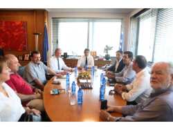 &Sigma;&upsilon;&nu;ά&nu;&tau;&eta;&sigma;&eta; &Upsilon;&pi;&Alpha;&Alpha;&Tau; &mu;&epsilon; &tau;&eta;&nu; &Epsilon;&Theta;&Epsilon;&Alpha;&Sigma; &gamma;&iota;&alpha; &tau;&eta;&nu; &epsilon;&pi;ί&lambda;&upsilon;&sigma;&eta; &tau;&omega;&nu; &pi;&rho;&omicron;&beta;&lambda;&eta;&mu;ά&tau;&omega;&nu; &pi;&alpha;&rho;&alpha;&gamma;&omega;&gamma;ώ&nu; &kappa;&alpha;&iota; &alpha;&gamma;&rho;&omicron;&tau;ώ&nu;