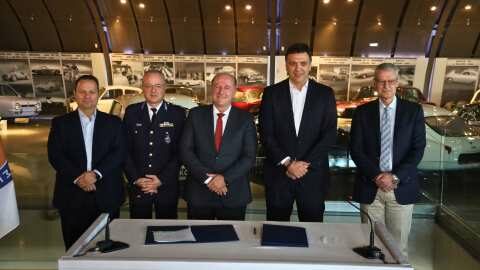 &Upsilon;&pi;&omicron;&gamma;&rho;&alpha;&phi;ή &Sigma;ύ&mu;&beta;&alpha;&sigma;&eta;&sigmaf;  &tau;&eta;&sigmaf; P J Condellis S.A &mu;&epsilon; &tau;&omicron; &Upsilon;&pi;&omicron;&upsilon;&rho;&gamma;&epsilon;ί&omicron; &Kappa;&lambda;&iota;&mu;&alpha;&tau;&iota;&kappa;ή&sigmaf; &Kappa;&rho;ί&sigma;&eta;&sigmaf; &kappa;&alpha;&iota; &Pi;&omicron;&lambda;&iota;&tau;&iota;&kappa;ή&sigmaf; &Pi;&rho;&omicron;&sigma;&tau;&alpha;&sigma;ί&alpha;&sigmaf; &gamma;&iota;&alpha; &tau;&eta;&nu; &Pi;&rho;&omicron;&mu;ή&theta;&epsilon;&iota;&alpha; &Omicron;&chi;&eta;&mu;ά&tau;&omega;&nu; &tau;&eta;&sigmaf; IVECO &kappa;&alpha;&tau;ά&lambda;&lambda;&eta;&lambda;&alpha; &gamma;&iota;&alpha; &tau;o &Pi;&upsilon;&rho;&omicron;&sigma;&beta;&epsilon;&sigma;&tau;&iota;&kappa;ό &Sigma;ώ&mu;&alpha;