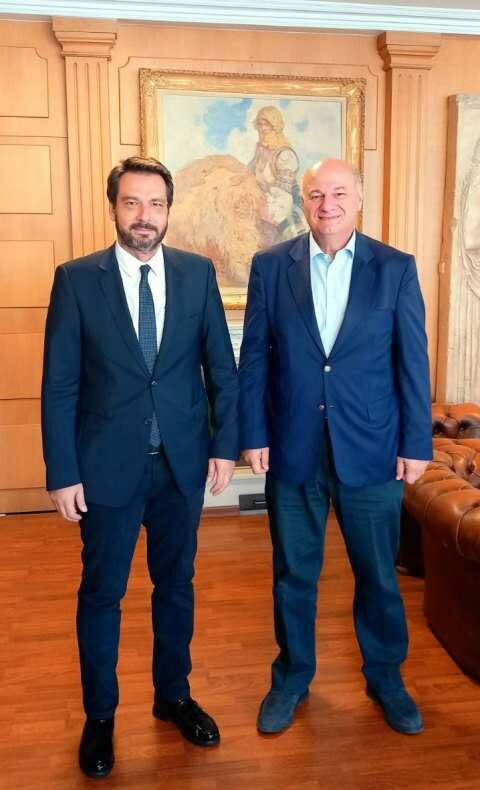&Upsilon;&pi;&Alpha;&Alpha;&Tau; &sigma;&epsilon; &Tau;ά&sigma;&omicron; &Mu;&pi;&alpha;&rho;&tau;&zeta;ώ&kappa;&alpha;: &Kappa;&alpha;&mu;ί&alpha; &omicron;&iota;&kappa;&omicron;&nu;&omicron;&mu;&iota;&kappa;ή &epsilon;&pi;&iota;&beta;ά&rho;&upsilon;&nu;&sigma;&eta; &gamma;&iota;&alpha; &tau;&omicron;&upsilon;&sigmaf; &pi;&alpha;&rho;&alpha;&gamma;&omega;&gamma;&omicron;ύ&sigmaf; &lambda;&alpha;ϊ&kappa;ώ&nu; &alpha;&gamma;&omicron;&rho;ώ&nu; &gamma;&iota;&alpha; &tau;&eta;&nu; &epsilon;&gamma;&gamma;&rho;&alpha;&phi;ή &kappa;&alpha;&iota; &alpha;&nu;&alpha;&nu;έ&omega;&sigma;&eta; &epsilon;&gamma;&gamma;&rho;&alpha;&phi;ή&sigmaf; &sigma;&tau;&omicron; &Mu;&Epsilon;&Nu;&Omicron;