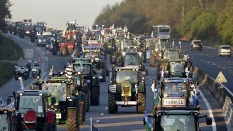 &Alpha;&nu;&alpha;&kappa;&omicron;ί&nu;&omega;&sigma;&eta;- &alpha;&iota;&tau;ή&mu;&alpha;&tau;&alpha; &tau;&eta;&sigmaf; &Pi;&alpha;&nu;&epsilon;&lambda;&lambda;&alpha;&delta;&iota;&kappa;ή&sigmaf; &Epsilon;&pi;&iota;&tau;&rho;&omicron;&pi;ή&sigmaf; &Mu;&pi;&lambda;ό&kappa;&omega;&nu;