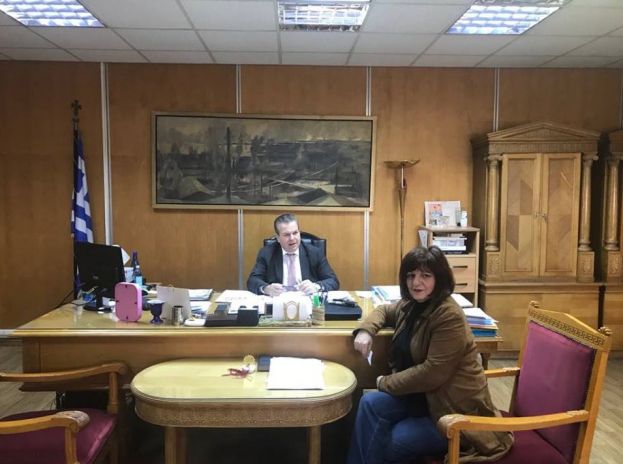 &Sigma;&upsilon;&nu;ά&nu;&tau;&eta;&sigma;&eta; &Phi;&rho;ό&sigma;&omega;&sigmaf; &Kappa;&alpha;&rho;&alpha;&sigma;&alpha;&rho;&lambda;ί&delta;&omicron;&upsilon; &mu;&epsilon; &tau;&omicron;&nu; &upsilon;&phi;&upsilon;&pi;&omicron;&upsilon;&rho;&gamma;ό &Epsilon;&rho;&gamma;&alpha;&sigma;ί&alpha;&sigmaf; &Kappa;&omicron;&iota;&nu;&omega;&nu;&iota;&kappa;ή&sigmaf; &Alpha;&sigma;&phi;ά&lambda;&iota;&sigma;&eta;&sigmaf; &kappa;&alpha;&iota; &Alpha;&lambda;&lambda;&eta;&lambda;&epsilon;&gamma;&gamma;ύ&eta;&sigmaf; &Tau;. &Pi;&epsilon;&tau;&rho;ό&pi;&omicron;&upsilon;&lambda;&omicron;&sigmaf;