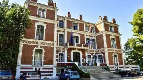 &Eta; &Pi;&epsilon;&rho;&iota;&phi;έ&rho;&epsilon;&iota;&alpha; &Kappa;&epsilon;&nu;&tau;&rho;&iota;&kappa;ή&sigmaf; &Mu;&alpha;&kappa;&epsilon;&delta;&omicron;&nu;ί&alpha;&sigmaf; &delta;&iota;&alpha;&sigma;&phi;&alpha;&lambda;ί&zeta;&epsilon;&iota; &tau;&eta; &lambda;&epsilon;&iota;&tau;&omicron;&upsilon;&rho;&gamma;ί&alpha; &tau;&omega;&nu; &upsilon;&pi;&omicron;&delta;&omicron;&mu;ώ&nu; &psi;&upsilon;&chi;&iota;&kappa;ή&sigmaf; &upsilon;&gamma;&epsilon;ί&alpha;&sigmaf; &sigma;&epsilon; &Eta;&mu;&alpha;&theta;ί&alpha; &kappa;&alpha;&iota; &Sigma;έ&rho;&rho;&epsilon;&sigmaf;