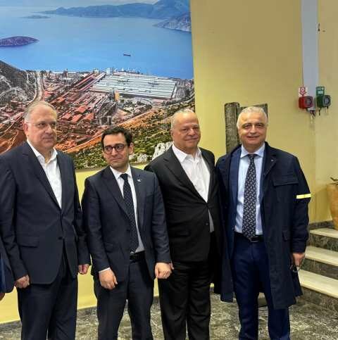 &Sigma;&tau;&omicron; &epsilon;&rho;&gamma;&omicron;&sigma;&tau;ά&sigma;&iota;&omicron; &tau;&eta;&sigmaf; METLEN &sigma;&tau;&eta; &Beta;&omicron;&iota;&omega;&tau;ί&alpha; &Upsilon;&phi;&upsilon;&pi;&omicron;&upsilon;&rho;&gamma;ό&sigmaf; &Alpha;&nu;ά&pi;&tau;&upsilon;&xi;&eta;&sigmaf; &Lambda;ά&zeta;&alpha;&rho;&omicron;&sigmaf; &Tau;&sigma;&alpha;&beta;&delta;&alpha;&rho;ί&delta;&eta;&sigmaf;, &sigma;&upsilon;&nu;&omicron;&delta;&epsilon;ύ&omicron;&nu;&tau;&alpha;&sigmaf; &tau;&omicron;&nu; &Upsilon;&pi;&omicron;&upsilon;&rho;&gamma;ό &kappa;. &Theta;&epsilon;&omicron;&delta;&omega;&rho;&iota;&kappa;ά&kappa;&omicron;