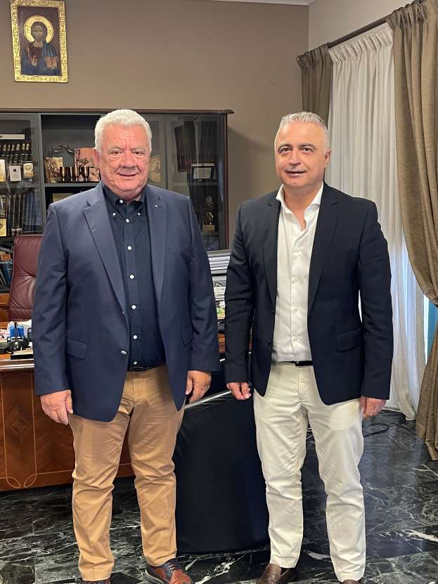 &laquo;&Sigma;ά&rho;&omega;&sigma;&epsilon;&raquo; &tau;&iota;&sigmaf; &delta;&eta;&mu;&omicron;&tau;&iota;&kappa;έ&sigmaf; &upsilon;&pi;&eta;&rho;&epsilon;&sigma;ί&epsilon;&sigmaf; &tau;&omicron;&upsilon; &Delta;ή&mu;&omicron;&upsilon; &tau;&eta;&sigmaf; &Alpha;&lambda;&epsilon;&xi;ά&nu;&delta;&rho;&epsilon;&iota;&alpha;&sigmaf; &omicron; &Lambda;ά&zeta;&alpha;&rho;&omicron;&sigmaf; &Tau;&sigma;&alpha;&beta;&delta;&alpha;&rho;ί&delta;&eta;&sigmaf;