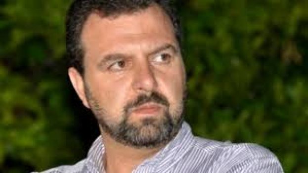 &Sigma;&epsilon; &delta;&iota;ά&lambda;&omicron;&gamma;&omicron; &kappa;&alpha;&lambda;&epsilon;ί &tau;&omicron;ύ&sigmaf; &epsilon;&kappa;&pi;&rho;&omicron;&sigma;ώ&pi;&omicron;&upsilon;&sigmaf; &tau;&omega;&nu; &mu;&pi;&lambda;ό&kappa;&omega;&nu; &omicron; &kappa;.&Alpha;&rho;&alpha;&chi;&omega;&beta;ί&tau;&eta;&sigmaf;