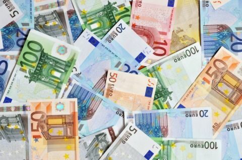 &Epsilon;&pi;ί&delta;&omicron;&mu;&alpha; &pi;&alpha;&iota;&delta;&iota;&omicron;ύ: &Pi;&rho;&omicron;&sigma;&omicron;&chi;ή &mu;&eta; &mu;&epsilon;ί&nu;&epsilon;&tau;&epsilon; &laquo;&epsilon;&kappa;&tau;ό&sigmaf;&raquo; &pi;&lambda;&eta;&rho;&omega;&mu;ώ&nu; -&Tau;&iota; &iota;&sigma;&chi;ύ&epsilon;&iota; &gamma;&iota;&alpha; &tau;&omicron;&upsilon;&sigmaf; &nu;έ&omicron;&upsilon;&sigmaf; &phi;&omicron;&iota;&tau;&eta;&tau;έ&sigmaf;