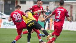 &Epsilon;&pi;&iota;&sigma;&tau;&rho;έ&phi;&epsilon;&iota; &mu;&epsilon;&tau;ά &alpha;&pi;ό 12 &chi;&rho;ό&nu;&iota;&alpha; &sigma;&tau;&eta; Super League &omicron; &Pi;&alpha;&nu;&sigma;&epsilon;&rho;&rho;&alpha;ϊ&kappa;ό&sigmaf;