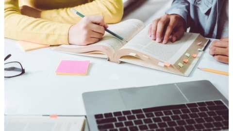 &Pi;&alpha;&rho;&alpha;&tau;&epsilon;ί&nu;&omicron;&nu;&tau;&alpha;&iota; &omicron;&iota; &epsilon;&gamma;&gamma;&rho;&alpha;&phi;έ&sigmaf; &sigma;&tau;&alpha; &pi;&rho;&omicron;&gamma;&rho;ά&mu;&mu;&alpha;&tau;&alpha; e-learning &tau;&omicron;&upsilon; &Pi;&alpha;&nu;&tau;&epsilon;ί&omicron;&upsilon; &Pi;&alpha;&nu;&epsilon;&pi;&iota;&sigma;&tau;&eta;&mu;ί&omicron;&upsilon; &Kappa;.&Epsilon;.&Delta;&Iota;.&Beta;&Iota;.&Mu;.