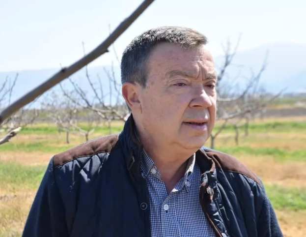 &Alpha;&lambda;. &Pi;&alpha;&pi;&alpha;&chi;&alpha;&tau;&zeta;ή&sigmaf;, &upsilon;&pi;&omicron;&psi;ή&phi;&iota;&omicron;&sigmaf; &epsilon;&upsilon;&rho;&omega;&beta;&omicron;&upsilon;&lambda;&epsilon;&upsilon;&tau;ή&sigmaf; &tau;&eta;&sigmaf; &Epsilon;&lambda;&lambda;&eta;&nu;&iota;&kappa;ή&sigmaf; &Lambda;ύ&sigma;&eta;&sigmaf;: &laquo;&Sigma;&tau;ό&chi;&omicron;&sigmaf; &mu;&alpha;&sigmaf; &omicron; &delta;&iota;&pi;&lambda;&alpha;&sigma;&iota;&alpha;&sigma;&mu;ό&sigmaf; &tau;&omicron;&upsilon; &pi;&rho;&omicron;ϋ&pi;&omicron;&lambda;&omicron;&gamma;&iota;&sigma;&mu;&omicron;ύ &gamma;&iota;&alpha; &tau;&eta;&nu; &Kappa;&Alpha;&Pi;&raquo;