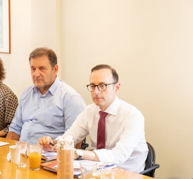 &Delta;&Alpha;&Sigma;&Mu;&Omicron;&Iota; &Eta;&Pi;&Alpha; &Sigma;&Tau;&Eta;&Nu; &Kappa;&Omicron;&Mu;&Pi;&Omicron;&Sigma;&Tau;&Alpha; &Rho;&Omicron;&Delta;&Alpha;&Kappa;&Iota;&Nu;&Omicron;&Upsilon;