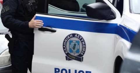 &Pi;έ&lambda;&lambda;&alpha;: &Alpha;&nu;ή&lambda;&iota;&kappa;&omicron;&sigmaf; έ&sigma;&beta;&eta;&sigma;&epsilon; &tau;&sigma;&iota;&gamma;ά&rho;&omicron; &sigma;&tau;&omicron; &mu;ά&gamma;&omicron;&upsilon;&lambda;&omicron; &sigma;&upsilon;&mu;&mu;&alpha;&theta;&eta;&tau;ή &tau;&omicron;&upsilon;