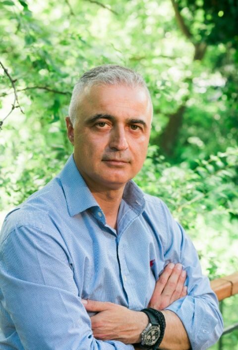 &Omicron; &Lambda;ά&zeta;&alpha;&rho;&omicron;&sigmaf; &Tau;&sigma;&alpha;&beta;&delta;&alpha;&rho;ί&delta;&eta;&sigmaf; &gamma;&iota;&alpha; &tau;&omicron;&nu; &beta;&alpha;&nu;&delta;&alpha;&lambda;&iota;&sigma;&mu;ό, &alpha;&pi;ό &alpha;&gamma;&nu;ώ&sigma;&tau;&omicron;&upsilon;&sigmaf;, &tau;&omicron;&upsilon; &mu;&nu;&eta;&mu;&epsilon;ί&omicron;&upsilon; &tau;&omega;&nu; &Pi;&omicron;&nu;&tau;ί&omega;&nu; &sigma;&tau;&eta;&nu; &Alpha;&lambda;&epsilon;&xi;ά&nu;&delta;&rho;&epsilon;&iota;&alpha;