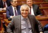&Tau;&eta;&nu; &alpha;&pi;ό&delta;&omicron;&sigma;&eta; &tau;&omega;&nu; &epsilon;&nu;&iota;&sigma;&chi;ύ&sigma;&epsilon;&omega;&nu; DE MINIMIS &kappa;&alpha;&iota; &Kappa;&Omicron;&Mu;&Phi;&Omicron;&Upsilon;&Zeta;&Iota;&Omicron; &sigma;&tau;&omicron;&upsilon;&sigmaf; &alpha;&pi;&omicron;&kappa;&lambda;&epsilon;&iota;&sigma;&theta;έ&nu;&tau;&epsilon;&sigmaf; &rho;&omicron;&delta;&alpha;&kappa;&iota;&nu;&omicron;&pi;&alpha;&rho;&alpha;&gamma;&omega;&gamma;&omicron;ύ&sigmaf; &lambda;ό&gamma;&omega; &lambda;&alpha;&theta;ώ&nu; &sigma;&tau;&omicron;&upsilon;&sigmaf; &delta;&alpha;&sigma;&iota;&kappa;&omicron;ύ&sigmaf; &chi;ά&rho;&tau;&epsilon;&sigmaf; &zeta;&eta;&tau;ά &omicron; &Lambda;ά&zeta;&alpha;&rho;&omicron;&sigmaf; &Tau;&sigma;&alpha;&beta;&delta;&alpha;&rho;ί&delta;&eta;&sigmaf;