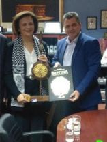 &Sigma;&upsilon;&nu;ά&nu;&tau;&eta;&sigma;&eta; &epsilon;&rho;&gamma;&alpha;&sigma;ί&alpha;&sigmaf; &tau;&omicron;&upsilon; &Kappa;ώ&sigma;&tau;&alpha; &Kappa;&alpha;&lambda;&alpha;ϊ&tau;&zeta;ί&delta;&eta; &mu;&epsilon; &tau;&eta;&nu; &upsilon;&phi;. &Epsilon;&sigma;&omega;&tau;&epsilon;&rho;&iota;&kappa;ώ&nu; &Mu;&alpha;&rho;ί&nu;&alpha; &Chi;&rho;&upsilon;&sigma;&omicron;&beta;&epsilon;&lambda;ώ&nu;&eta;