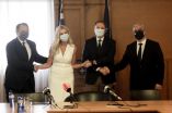 &Upsilon;&pi;&Alpha;&Alpha;&Tau;, &Sigma;&pi;ή&lambda;&iota;&omicron;&sigmaf; &Lambda;&iota;&beta;&alpha;&nu;ό&sigmaf; : &Kappa;&alpha;&lambda;&omega;&sigma;&omicron;&rho;ί&zeta;&omega; έ&nu;&alpha;&nu; έ&mu;&pi;&epsilon;&iota;&rho;&omicron;, &omicron;&rho;&alpha;&mu;&alpha;&tau;&iota;&kappa;ό &pi;&omicron;&lambda;&iota;&tau;&iota;&kappa;ό - &alpha;&pi;&omicron;&chi;&alpha;&iota;&rho;&epsilon;&tau;ώ &mu;ί&alpha; &pi;&omicron;&lambda;ύ&tau;&iota;&mu;&eta; &sigma;&upsilon;&nu;&epsilon;&rho;&gamma;ά&tau;&eta;