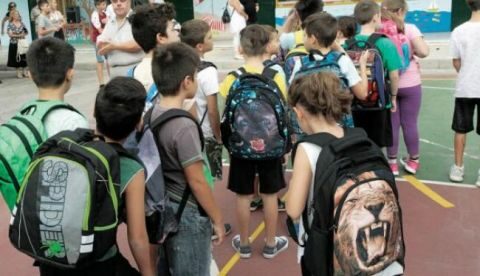 &Pi;ό&tau;&epsilon; &alpha;&nu;&omicron;ί&gamma;&omicron;&upsilon;&nu; &tau;&alpha; &sigma;&chi;&omicron;&lambda;&epsilon;ί&alpha; &gamma;&iota;&alpha; &tau;&omicron; &sigma;&chi;&omicron;&lambda;&iota;&kappa;ό έ&tau;&omicron;&sigmaf; 2019 - 2020