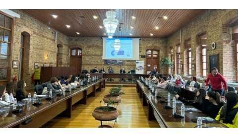 &Delta;&eta;&mu;. &Kappa;&omicron;&iota;&nu;ό&tau;&eta;&tau;&alpha; &Beta;έ&rho;&omicron;&iota;&alpha;&sigmaf;: &Omicron;&lambda;&omicron;&kappa;&lambda;&eta;&rho;ώ&theta;&eta;&kappa;&epsilon; &eta; &epsilon;&kappa;&pi;&alpha;&iota;&delta;&epsilon;&upsilon;&tau;&iota;&kappa;ή &delta;&rho;ά&sigma;&eta; &laquo;&Eta; &delta;&iota;&kappa;ή &mu;&alpha;&sigmaf;  &Epsilon;&upsilon;&rho;ώ&pi;&eta;, &eta; &delta;&iota;&kappa;ή &mu;&alpha;&sigmaf; &Phi;&omega;&nu;ή&raquo;