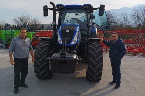 &Nu;έ&alpha; &Pi;&alpha;&rho;ά&delta;&omicron;&sigma;&eta; &tau;&omicron;&upsilon; New Holland T6.160 &sigma;&epsilon; &pi;&alpha;&rho;&alpha;&gamma;&omega;&gamma;ό &alpha;&pi;ό &tau;&eta;&nu; &Alpha;&lambda;&iota;&sigma;&tau;&rho;ά&tau;&eta; &Sigma;&epsilon;&rho;&rho;ώ&nu; - &Delta;&epsilon;&sigmaf; &tau;&alpha; &chi;&alpha;&rho;&alpha;&kappa;&tau;&eta;&rho;&iota;&sigma;&tau;&iota;&kappa;ά &tau;&omicron;&upsilon;