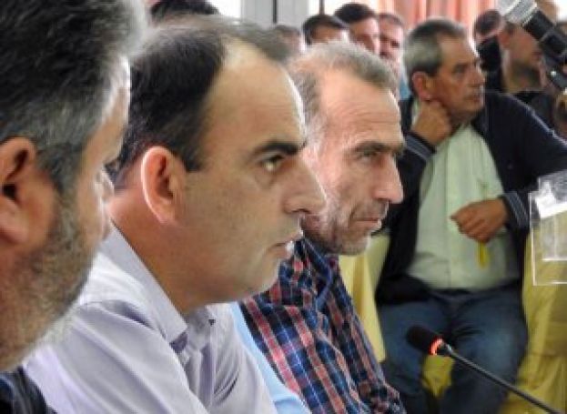 &Gamma;&iota;&alpha; &kappa;&iota;&nu;&eta;&tau;&omicron;&pi;&omicron;&iota;ή&sigma;&epsilon;&iota;&sigmaf; &kappa;&alpha;&iota; &mu;&epsilon; &tau;&rho;&alpha;&kappa;&tau;έ&rho; &sigma;&tau;&omicron;&upsilon;&sigmaf; &delta;&rho;ό&mu;&omicron;&upsilon;&sigmaf;, έ&kappa;&alpha;&nu;&epsilon; &lambda;ό&gamma;&omicron; &omicron; &Rho;ί&zeta;&omicron;&sigmaf; &Mu;&alpha;&rho;&omicron;ύ&delta;&alpha;&sigmaf; &alpha;&pi;ό &tau;&eta; &sigma;ύ&sigma;&kappa;&epsilon;&psi;&eta; &alpha;&gamma;&rho;&omicron;&tau;ώ&nu; &sigma;&tau;&alpha; &Chi;&alpha;&nu;&iota;ά