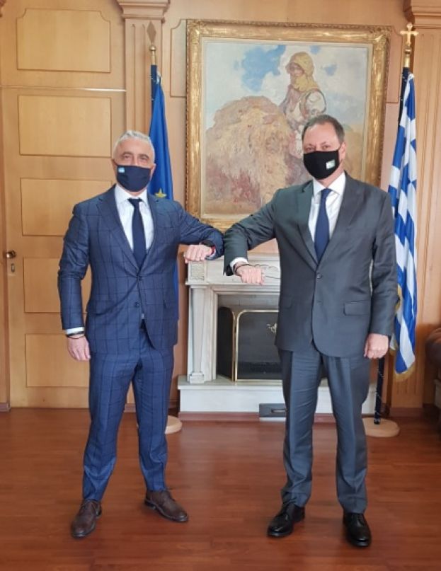 De minimis &kappa;&alpha;&iota; &epsilon;&nu;&iota;&sigma;&chi;ύ&sigma;&epsilon;&iota;&sigmaf; &lambda;ό&gamma;&omega; COVID &sigma;&epsilon; &pi;&alpha;&rho;&alpha;&gamma;&omega;&gamma;&omicron;ύ&sigmaf; &rho;&omicron;&delta;&alpha;&kappa;ί&nu;&omega;&nu;, &beta;&alpha;&mu;&beta;&alpha;&kappa;&iota;&omicron;ύ &kappa;&alpha;&iota; &theta;&epsilon;&rho;&mu;&omicron;&kappa;&eta;&pi;&iota;&alpha;&kappa;ώ&nu; &kappa;&eta;&pi;&epsilon;&upsilon;&tau;&iota;&kappa;ώ&nu;, &sigma;&tau;&eta; &sigma;&upsilon;&nu;ά&nu;&tau;&eta;&sigma;&eta; &Tau;&sigma;&alpha;&beta;&delta;&alpha;&rho;ί&delta;&eta;-&Lambda;&iota;&beta;&alpha;&nu;&omicron;ύ