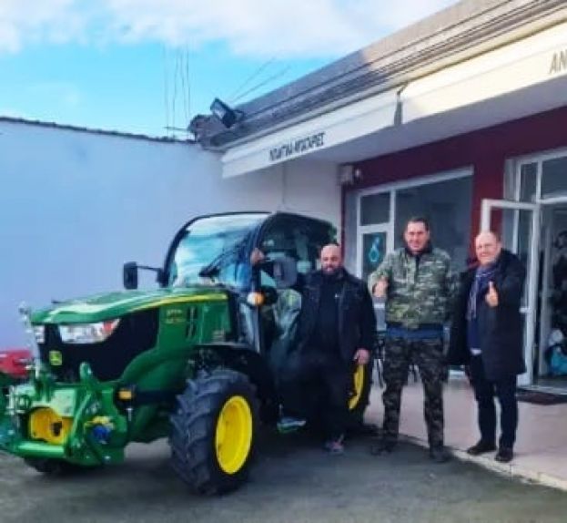 &Pi;&rho;ώ&tau;&eta; &pi;&alpha;&rho;ά&delta;&omicron;&sigma;&eta; &tau;&omicron;&upsilon; 2022 &epsilon;&nu;ό&sigmaf; JHON DEERE 5075 GL CAB &sigma;&tau;&eta;&nu; &Eta;&mu;&alpha;&theta;ί&alpha; &alpha;&pi;ό &tau;&omicron; &kappa;&alpha;&tau;ά&sigma;&tau;&eta;&mu;&alpha; &Kappa;&omega;&nu;&sigma;&tau;&alpha;&nu;&tau;&iota;&nu;ί&delta;&eta;