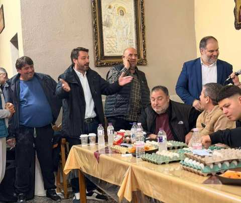 &Sigma;&tau;&alpha; &Lambda;&epsilon;&upsilon;&kappa;ά&delta;&iota;&alpha; &gamma;&iota;&alpha; &tau;&omicron; &pi;&alpha;&sigma;&chi;&alpha;&lambda;&iota;&nu;ό έ&theta;&iota;&mu;&omicron; &tau;&omega;&nu; &alpha;&upsilon;&gamma;&omicron;&mu;&alpha;&chi;&iota;ώ&nu; &omicron; &Tau;ά&sigma;&omicron;&sigmaf; &Mu;&pi;&alpha;&rho;&tau;&zeta;ώ&kappa;&alpha;&sigmaf;