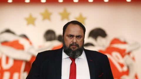 &Pi;&omicron;&delta;ό&sigma;&phi;&alpha;&iota;&rho;&omicron;: &Xi;&epsilon;&kappa;&iota;&nu;ά&epsilon;&iota; &eta; &delta;ί&kappa;&eta; &tau;&omega;&nu; "28"